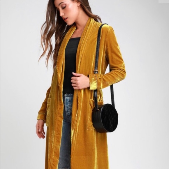 Astr Jackets & Blazers - ASTR The Label Estelle Luxe Velvet Long Jacket